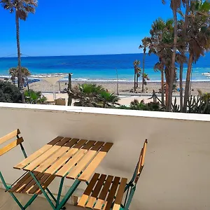  Apartamento Beachfront Primera Linea De Playa En Casco Antiguo España